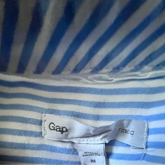GAP Women’s Blue and White Cotton Fitted Striped Shirt - Picture 4 of 5